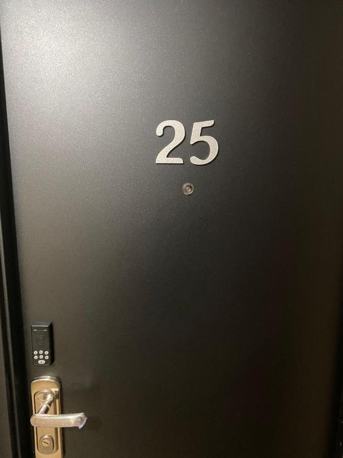 T'eo 25 suite Qiryat Yam Exterior foto